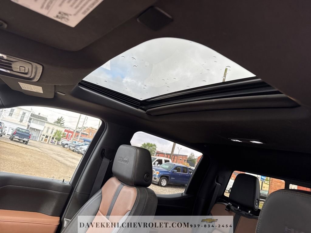 Used 2022 Chevrolet Silverado 1500 High Country w/ Z71 Off-Road Package image 24