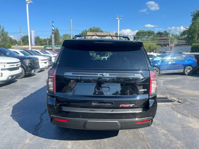 Used 2022 Chevrolet Suburban RST w/ Luxury Package image 4