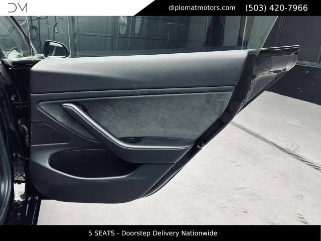 Used 2018 Tesla Model 3 Long Range RWD image 26