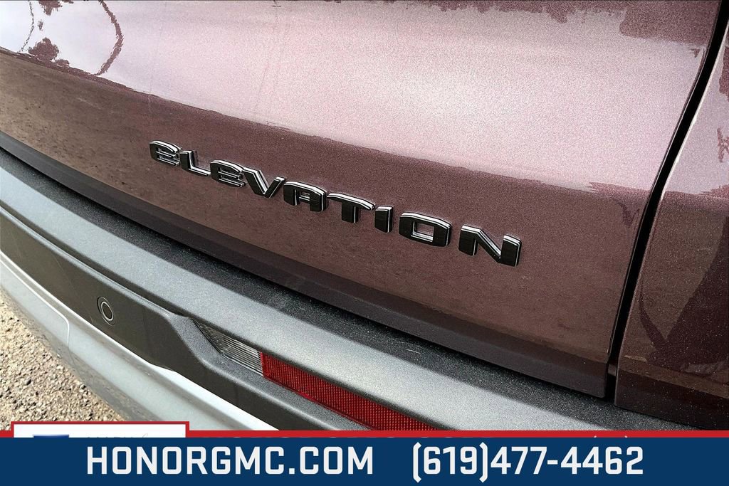 Used 2025 GMC Acadia Elevation image 24