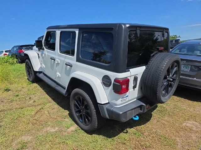 Certified 2023 Jeep Wrangler Unlimited Sahara w/ Dual Top Group AWD/4WD image 6