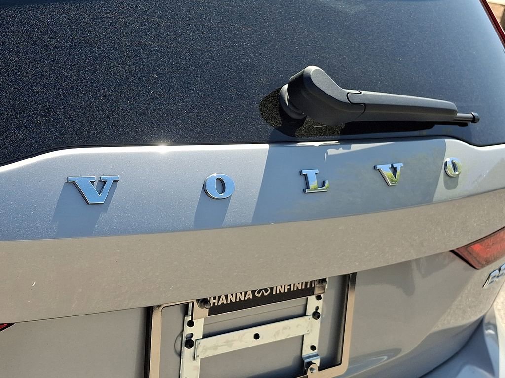 Used 2025 Volvo V60 B5 Cross Country Plus image 35