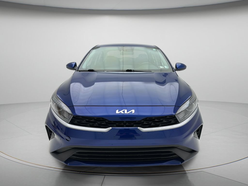 Used 2023 Kia Forte LXS FWD image 2