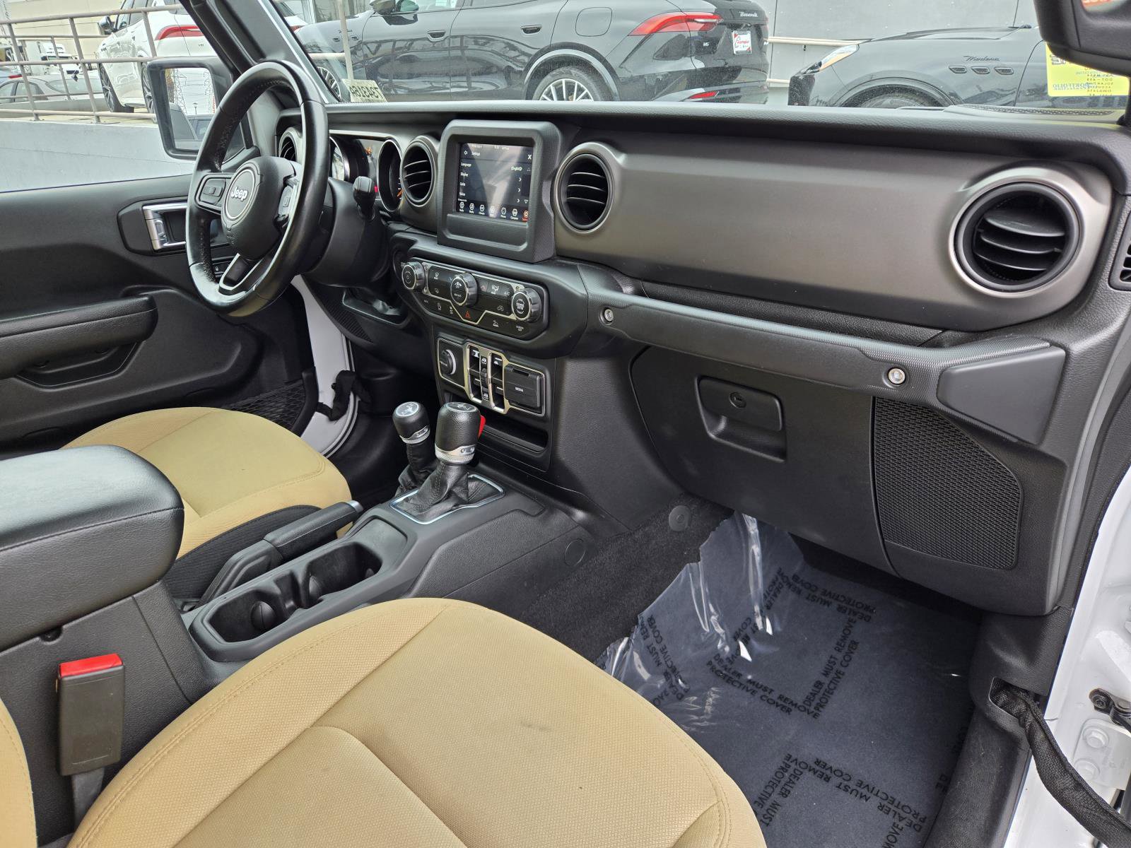 Certified 2022 Jeep Gladiator Sport AWD/4WD image 29