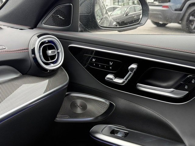 Used 2025 Mercedes-Benz C 43 AMG 4MATIC Sedan image 37