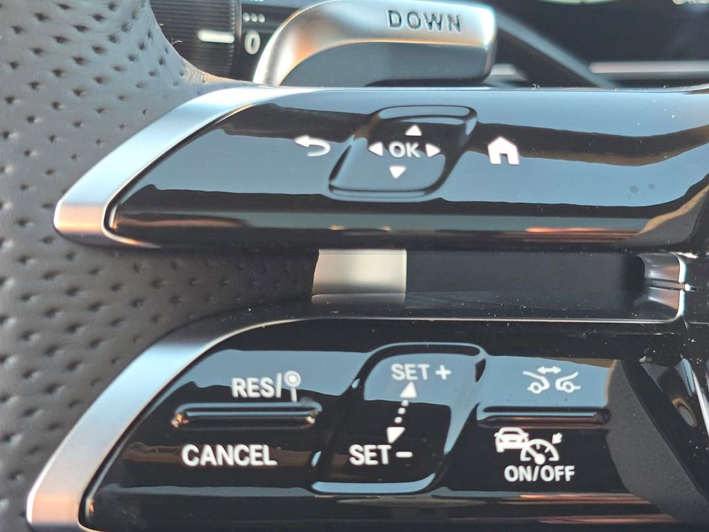 New 2026 Mercedes-Benz C 43 AMG 4MATIC Sedan image 33