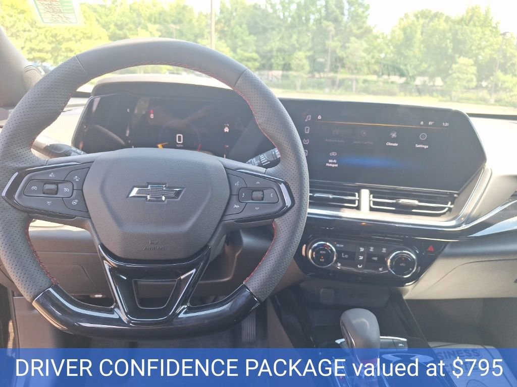 New 2026 Chevrolet Trax RS w/ Driver Confidence Package image 2