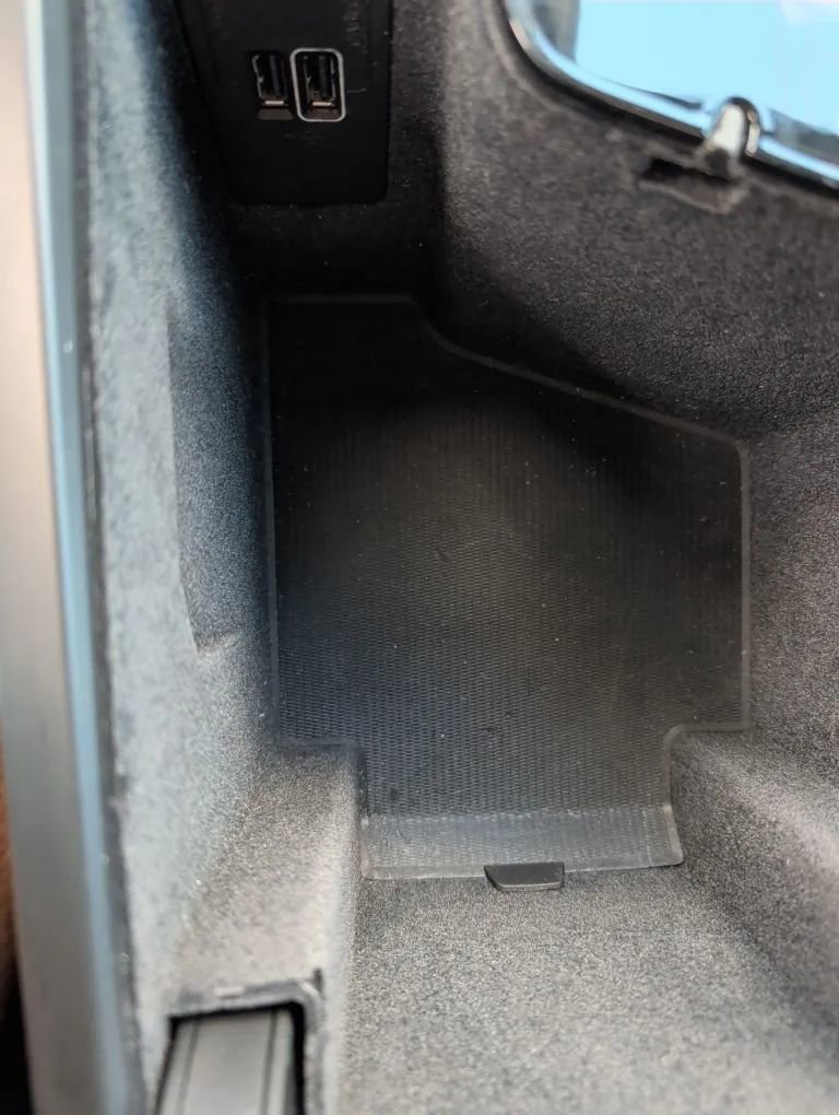 Used 2021 Volvo XC60 T5 Momentum image 15