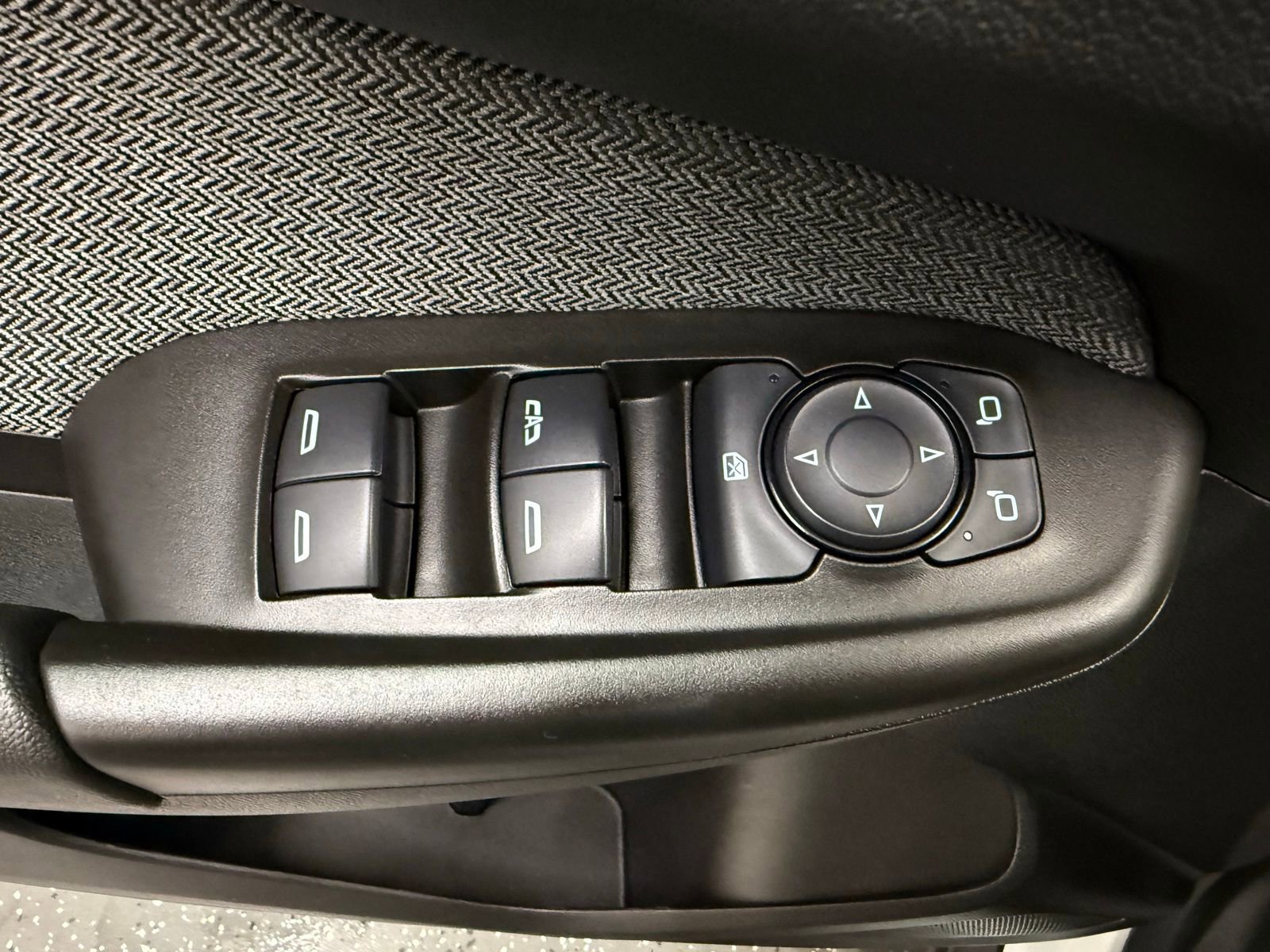 Used 2025 Chevrolet TrailBlazer LT image 10