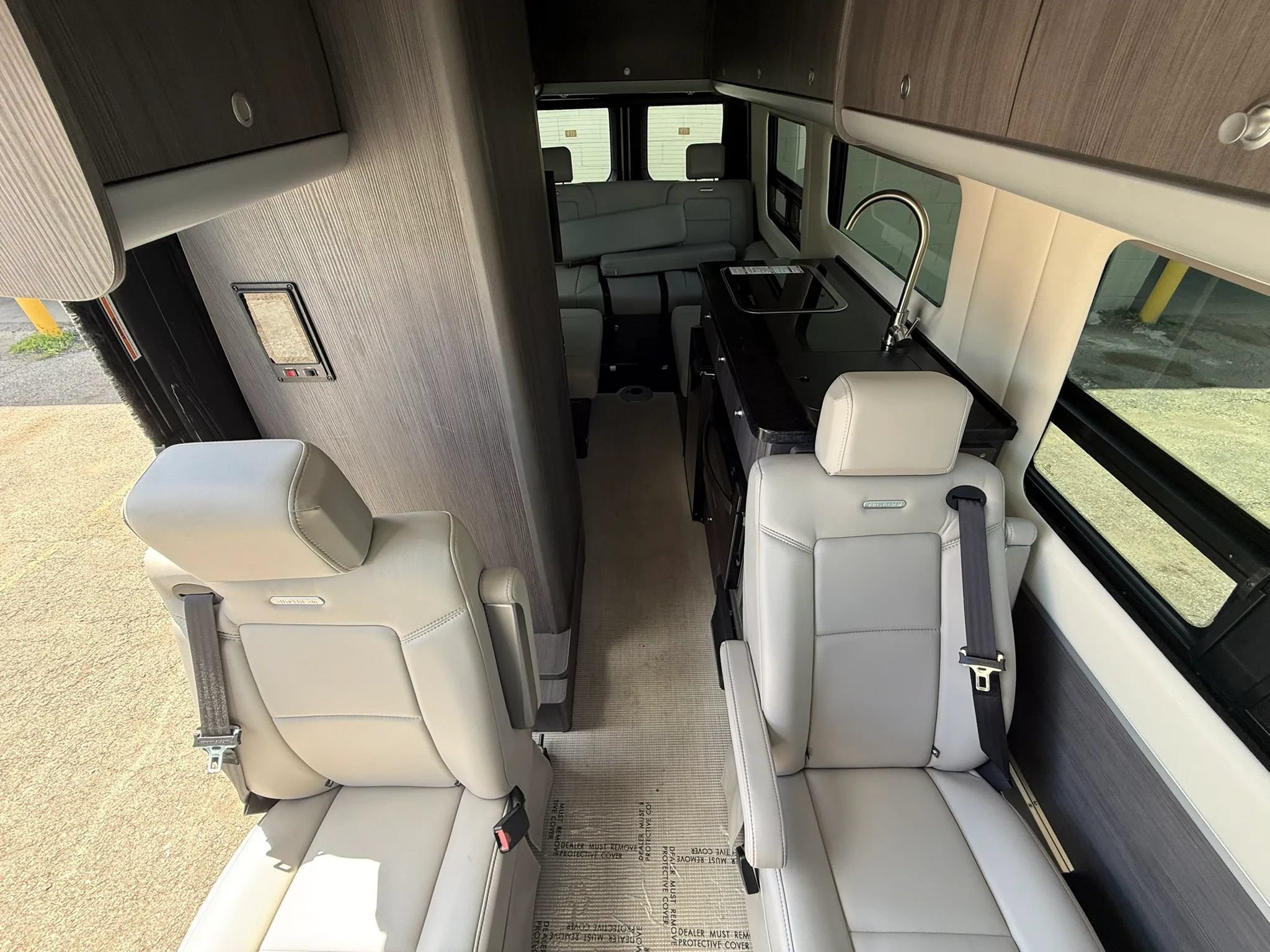 Used 2022 Mercedes-Benz Sprinter 3500 w/ Parking Package image 34