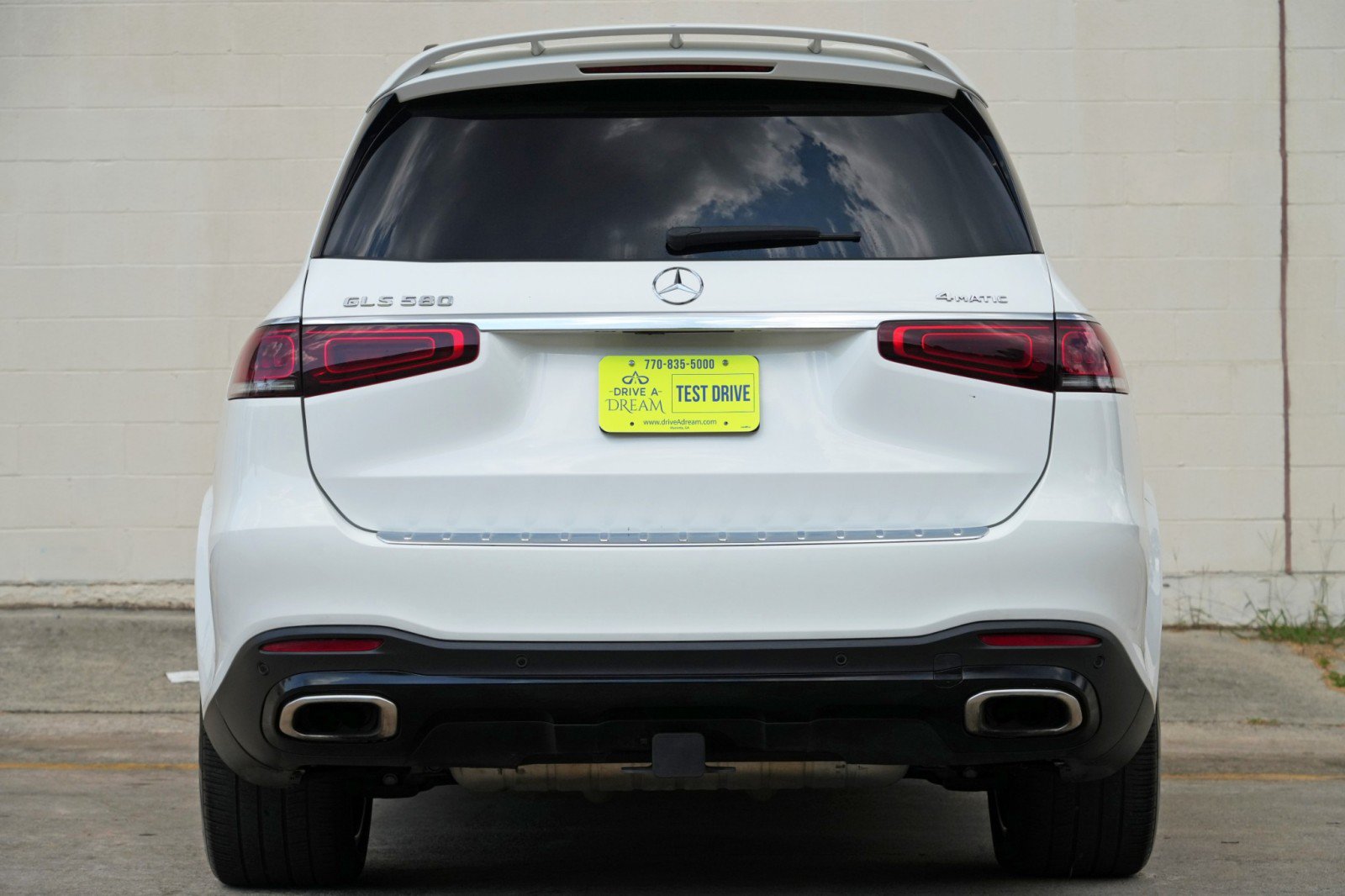 Used 2023 Mercedes-Benz GLS 580 4MATIC image 11