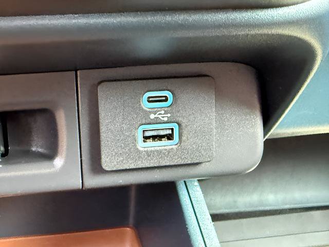 Certified 2024 Ford Maverick Lariat AWD/4WD image 16