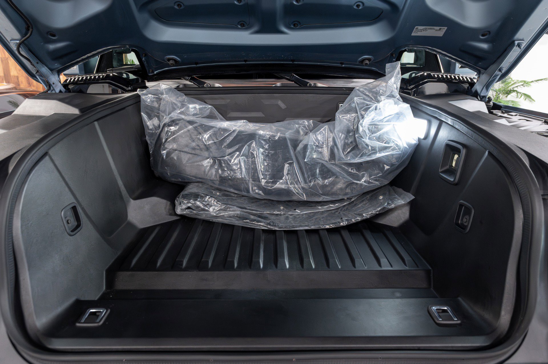 Used 2024 GMC Hummer EV 3X w/ Omega Edition image 48