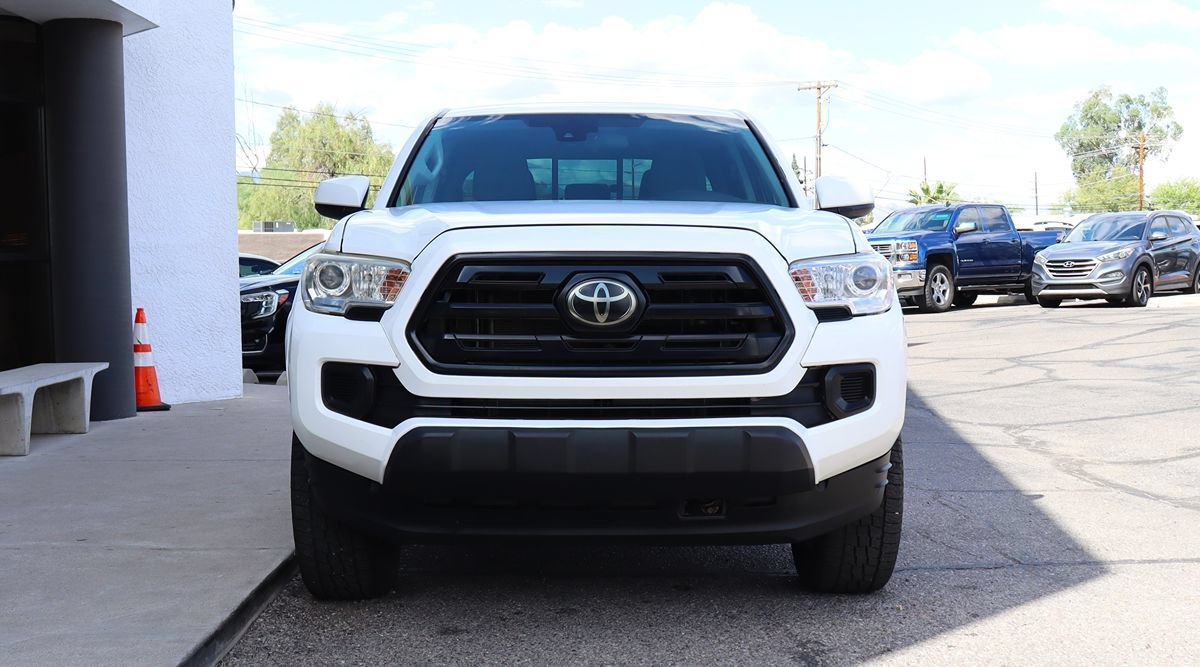 Used 2018 Toyota Tacoma SR w/ SR Convenience Package AWD/4WD image 16