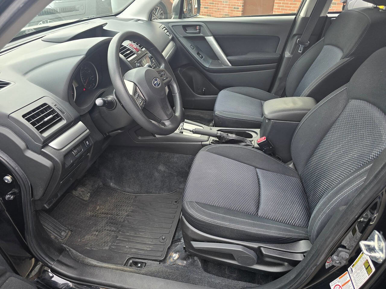 Used 2014 Subaru Forester 2.5i AWD/4WD image 7