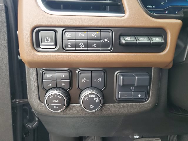 Certified 2024 Chevrolet Tahoe High Country w/ Advanced Technology Package AWD/4WD image 26