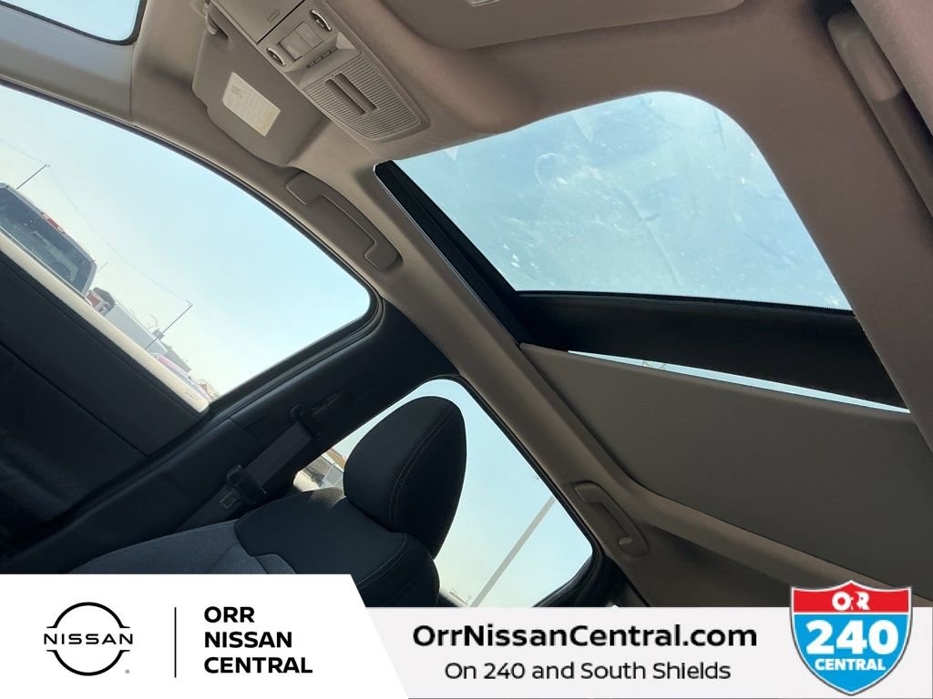 New 2025 Nissan Kicks SV w/ SV Premium Package image 18