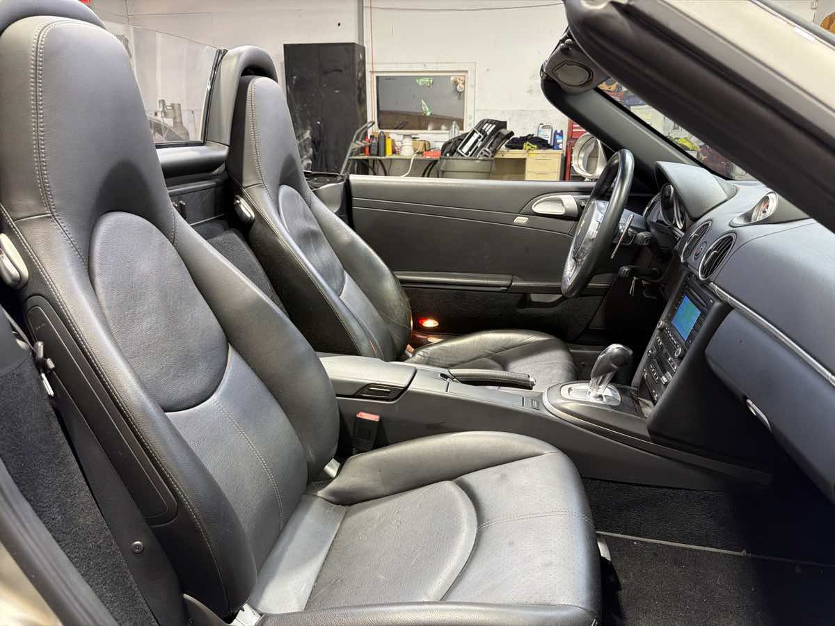 Used 2011 Porsche Boxster S RWD image 23