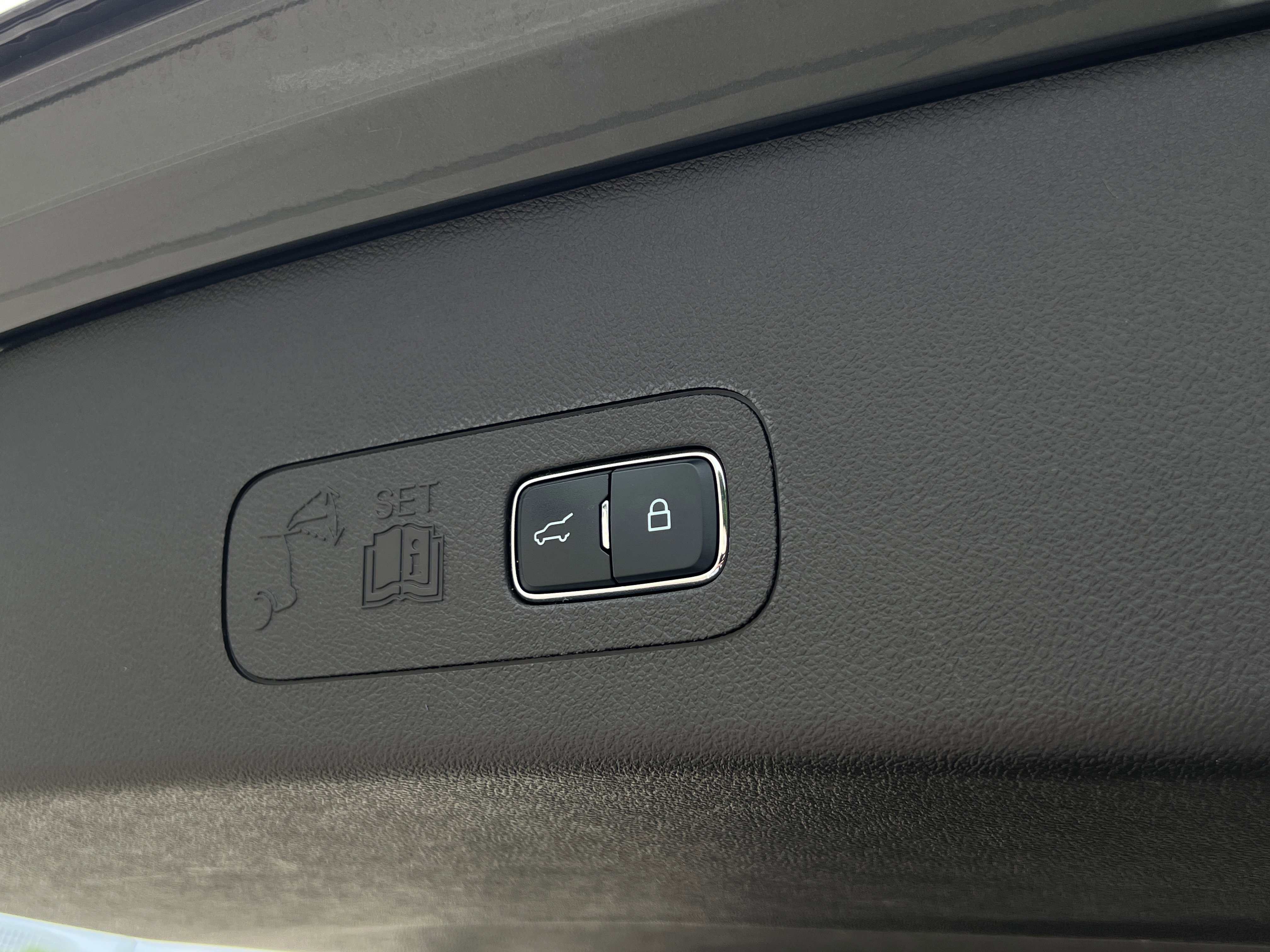 Certified 2023 Lincoln Aviator Black Label w/ Dynamic Handling Package AWD/4WD image 12