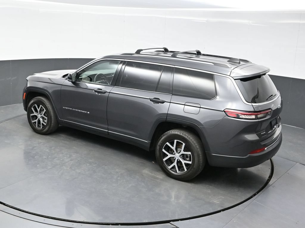 Used 2023 Jeep Grand Cherokee L Limited w/ Luxury Tech Group II AWD/4WD image 37