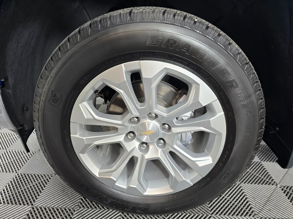 Used 2024 Chevrolet Silverado 1500 LTZ w/ Technology Package image 11