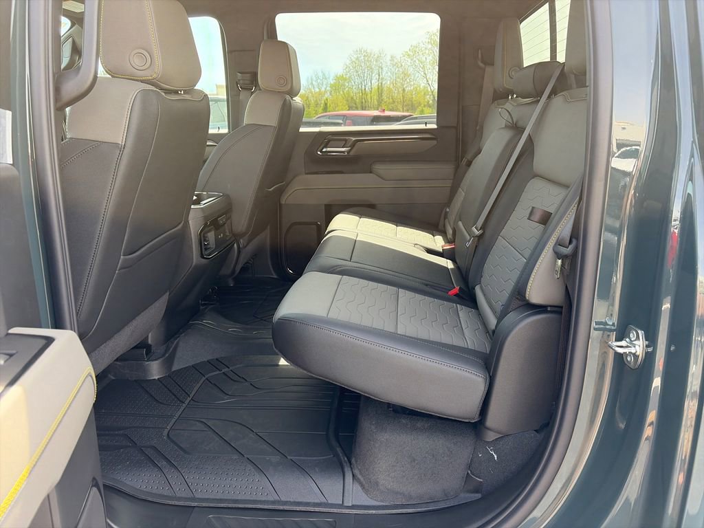 New 2026 Chevrolet Silverado 2500 ZR2 w/ LPO, Dark Essentials Package AWD/4WD image 27