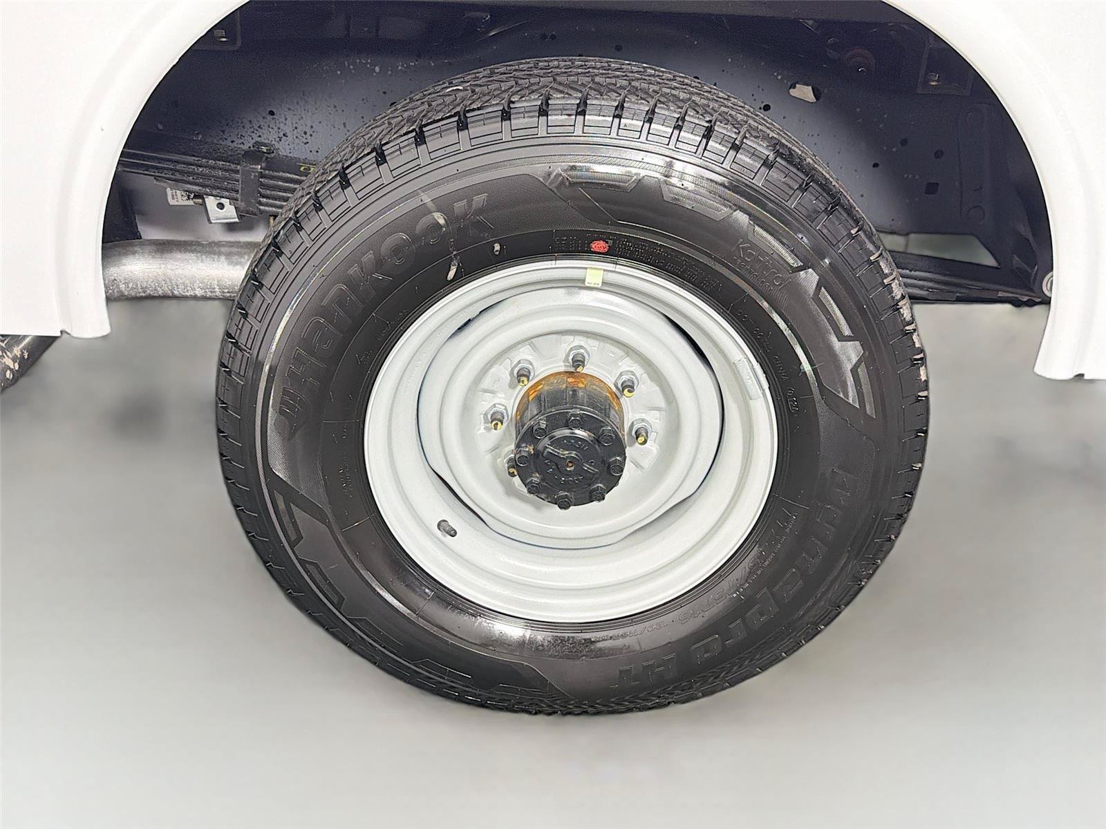 New 2027 Ford E-350 and Econoline 350 Super Duty w/ Power Equipment Group RWD image 30