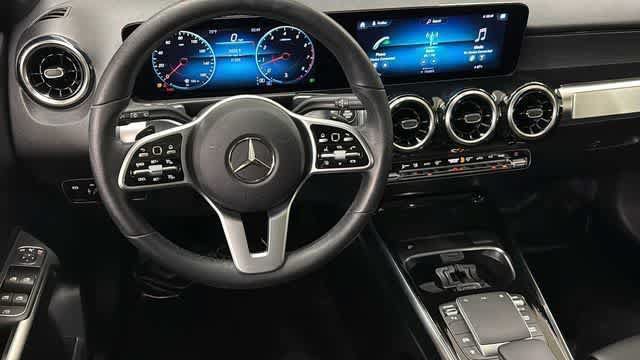 Used 2022 Mercedes-Benz GLB 250 4MATIC image 24