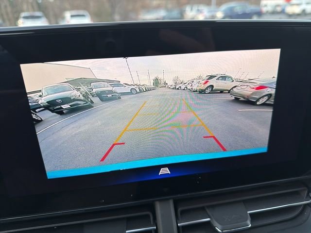 Used 2025 Chevrolet Trax RS w/ Sunroof Package image 32