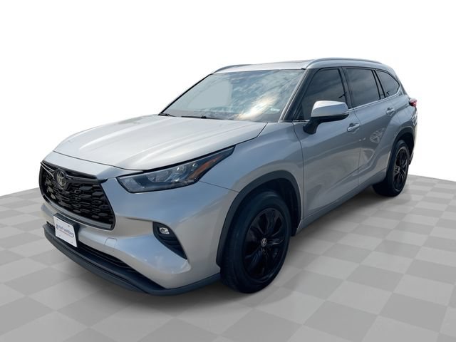 Used 2020 Toyota Highlander XLE