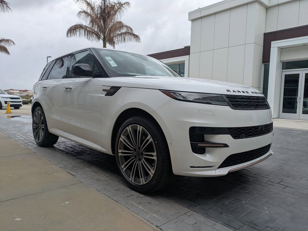 New 2026 Land Rover Range Rover Sport Dynamic SE AWD/4WD image 3