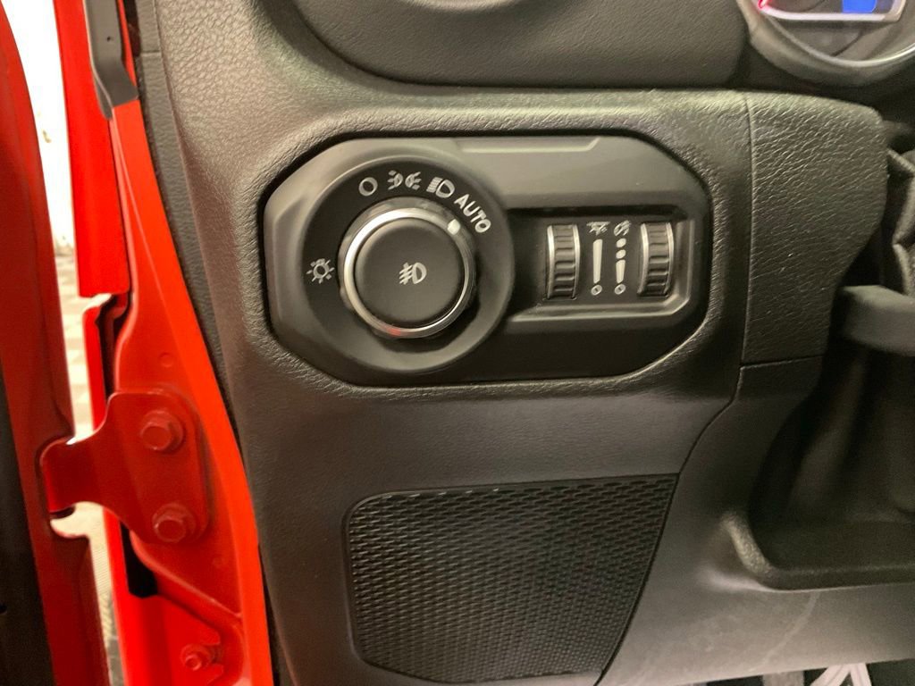 Used 2020 Jeep Wrangler Unlimited Rubicon w/ Quick Order Package 28Y Recon image 14