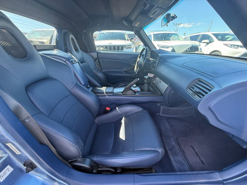 Used 2004 Honda S2000 Base image 18