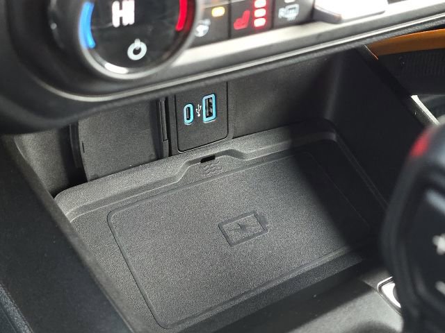 Used 2023 Ford Bronco Badlands image 29