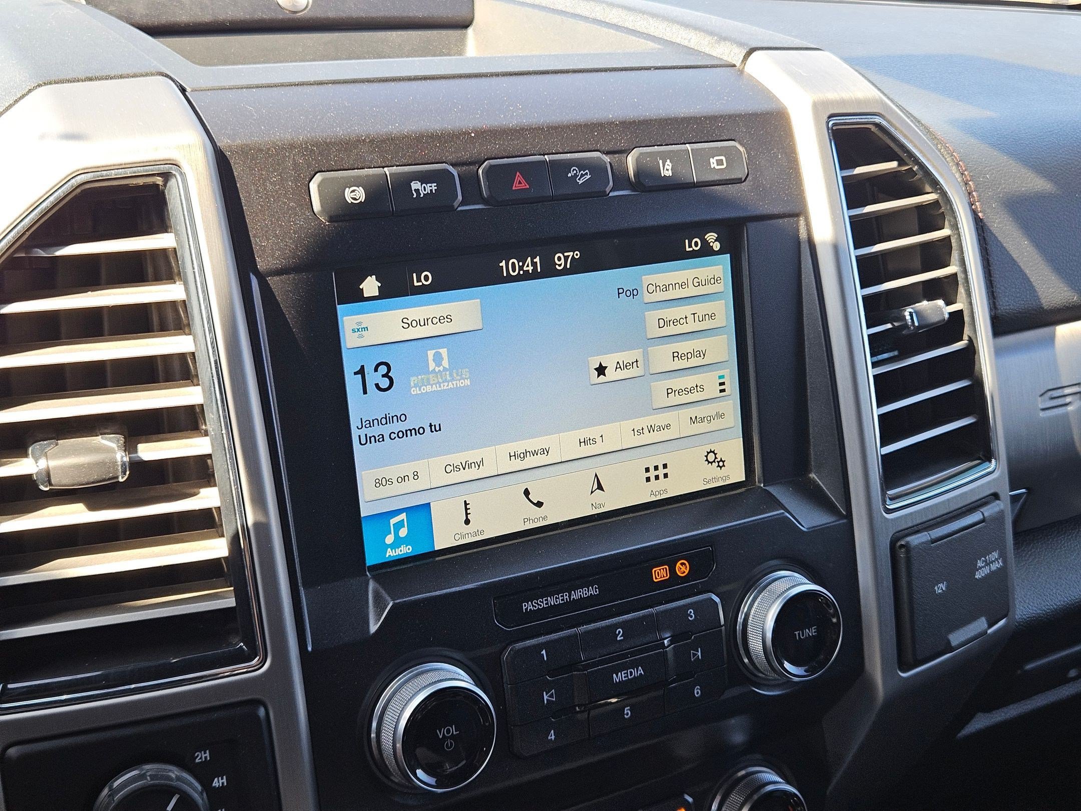 Used 2019 Ford F250 Platinum w/ Platinum Ultimate Package AWD/4WD image 21