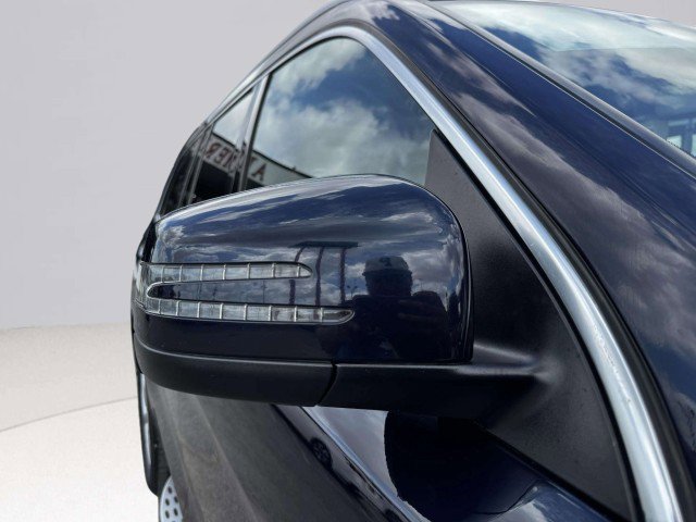 Used 2014 Mercedes-Benz GL 450 4MATIC image 9