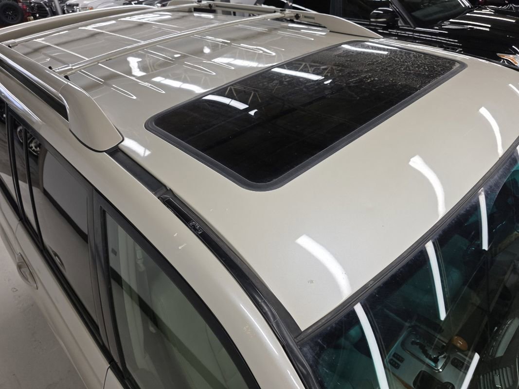 Used 2004 Lexus LX 470 4WD image 45