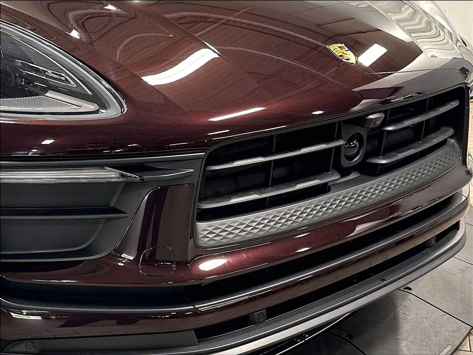 New 2026 Porsche Macan AWD/4WD image 32