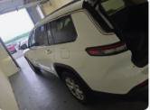 Used 2021 Jeep Grand Cherokee L Limited AWD/4WD image 2