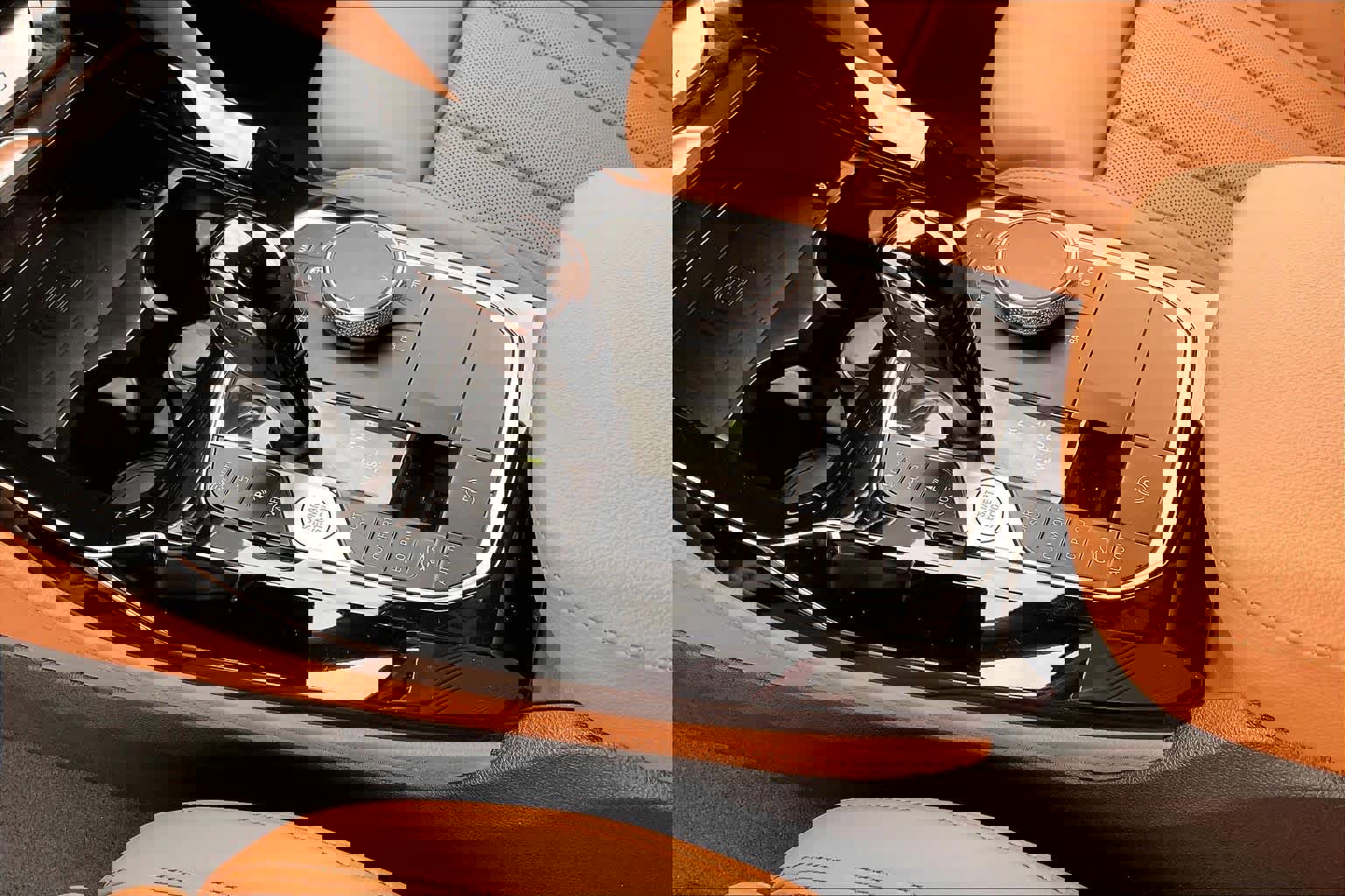 Used 2025 BMW X4 xDrive30i image 16