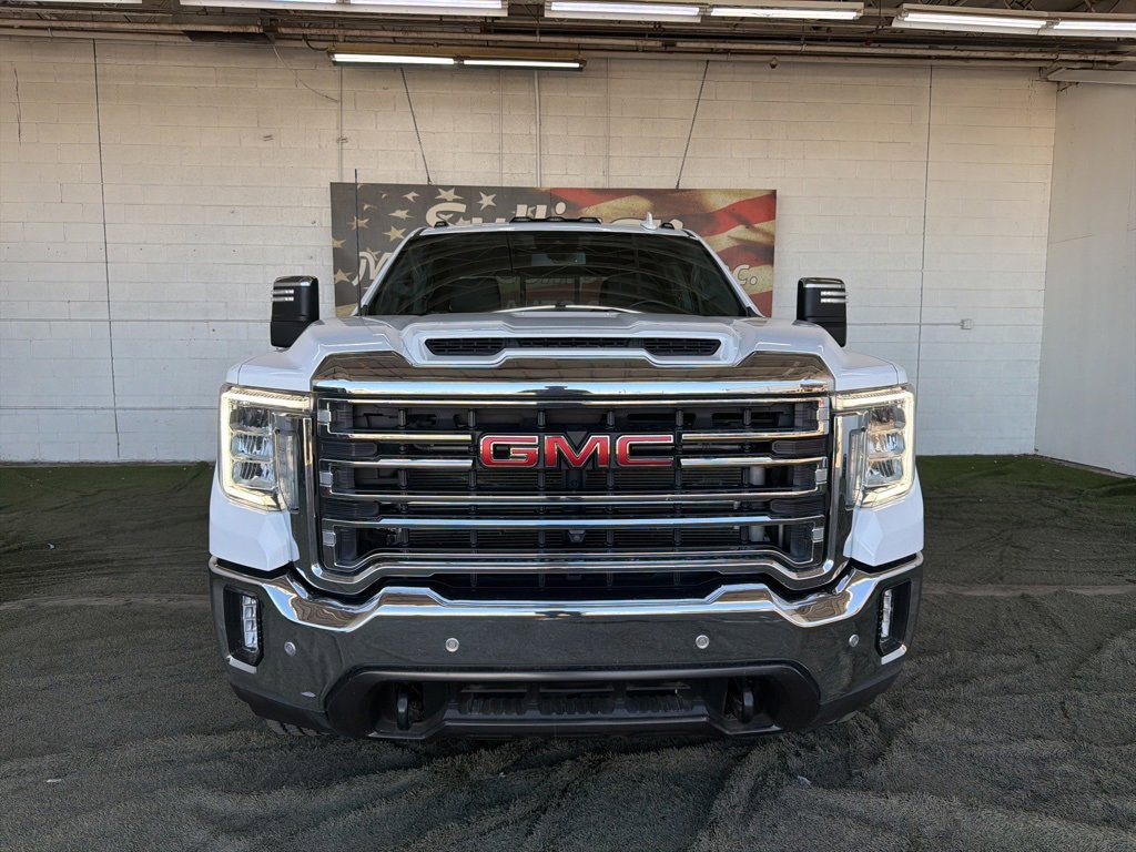 Used 2023 GMC Sierra 3500 SLT w/ SLT Premium Package image 4