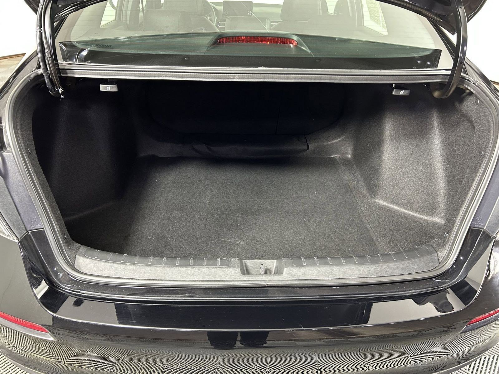 Used 2025 Honda Civic FWD Hybrid Sedan image 28