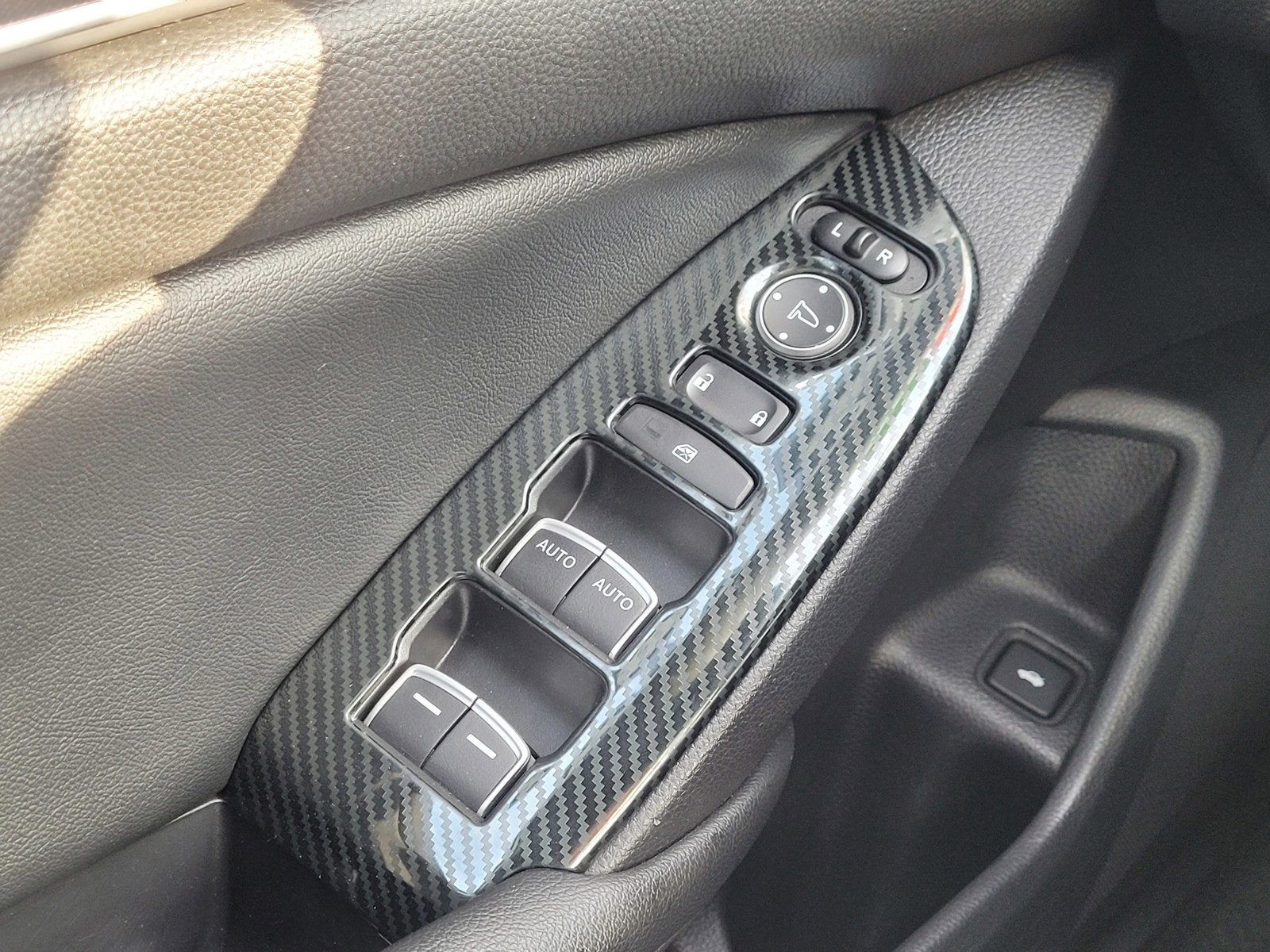 Used 2022 Honda Accord Sport image 16