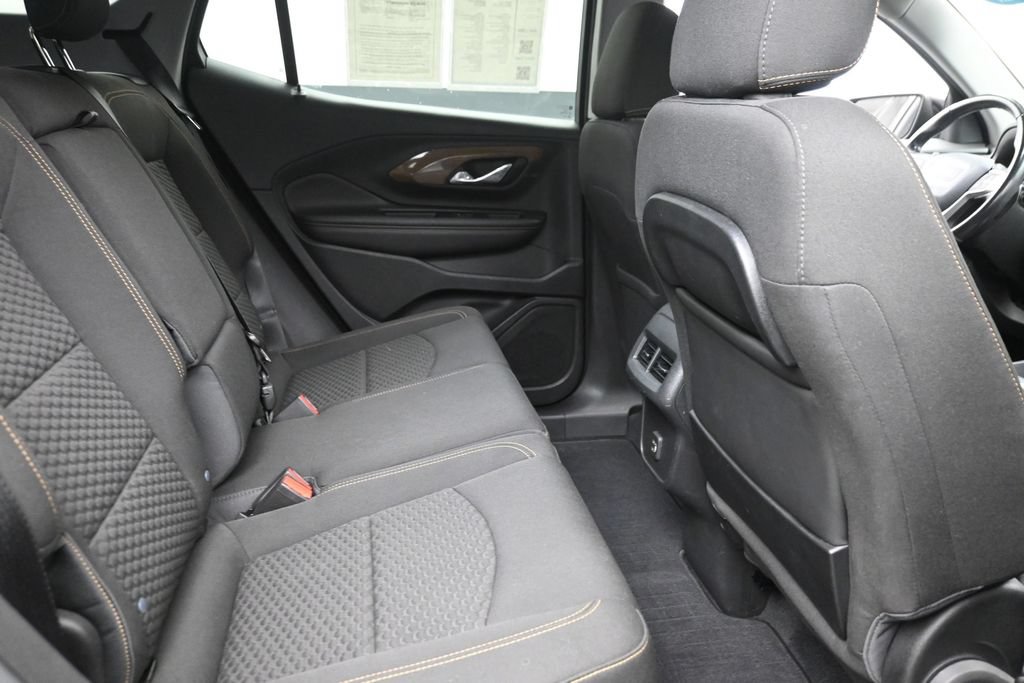 Used 2020 GMC Terrain SLE w/ Driver Convenience Package AWD/4WD image 10