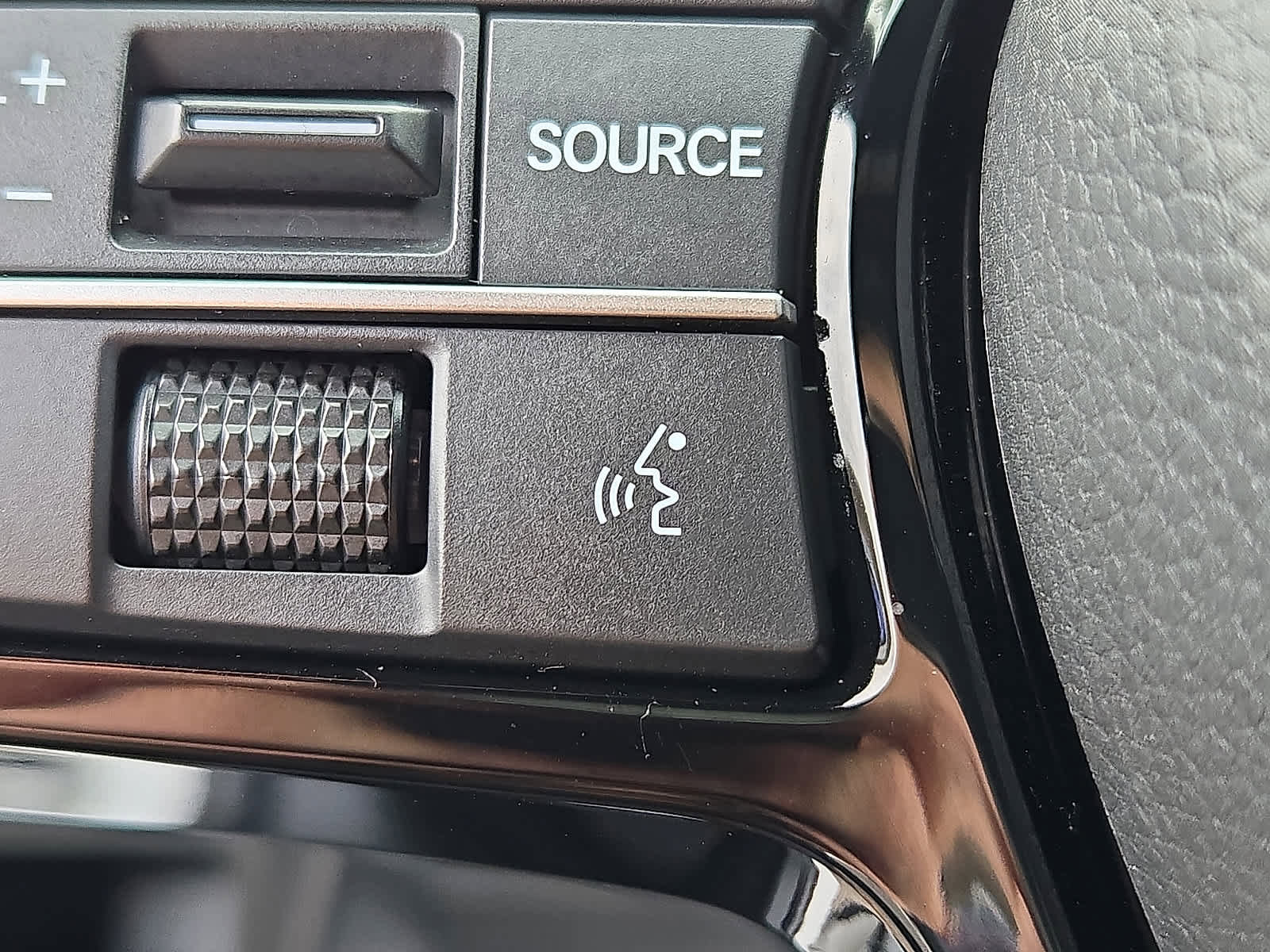 Used 2025 Honda HR-V Sport image 27