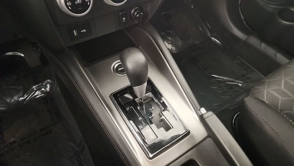 Used 2020 Mitsubishi Outlander Sport SE image 19