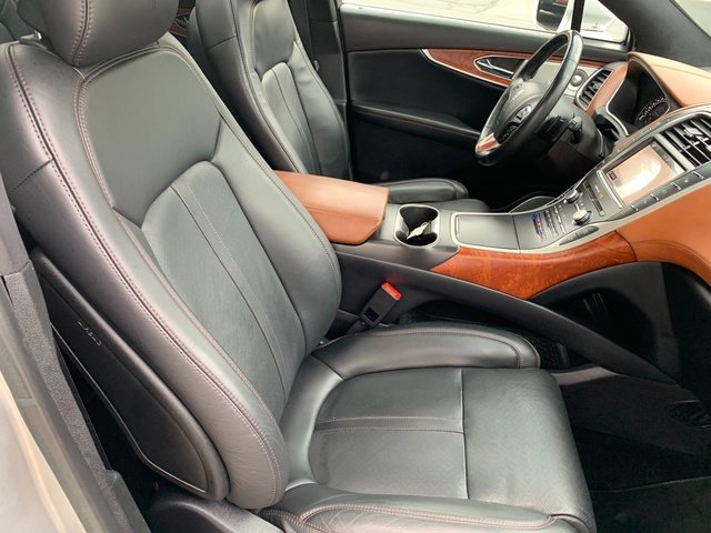 Used 2018 Lincoln MKX Black Label w/ Driver Assistance Package AWD/4WD image 12