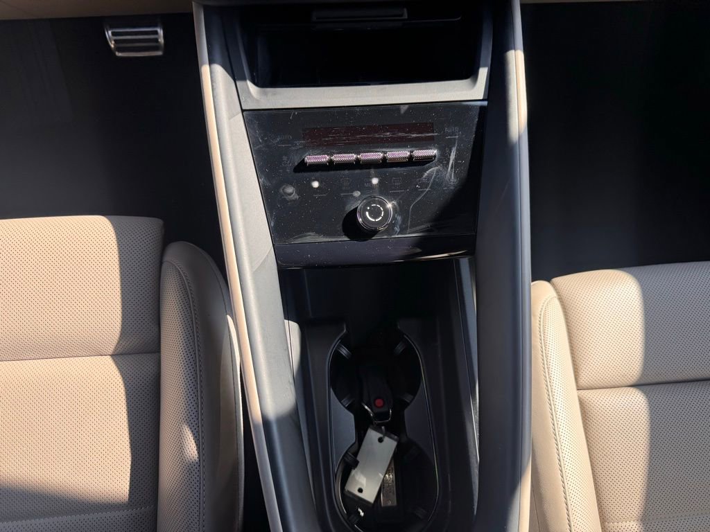 Certified 2024 Porsche Macan Turbo Electric image 28