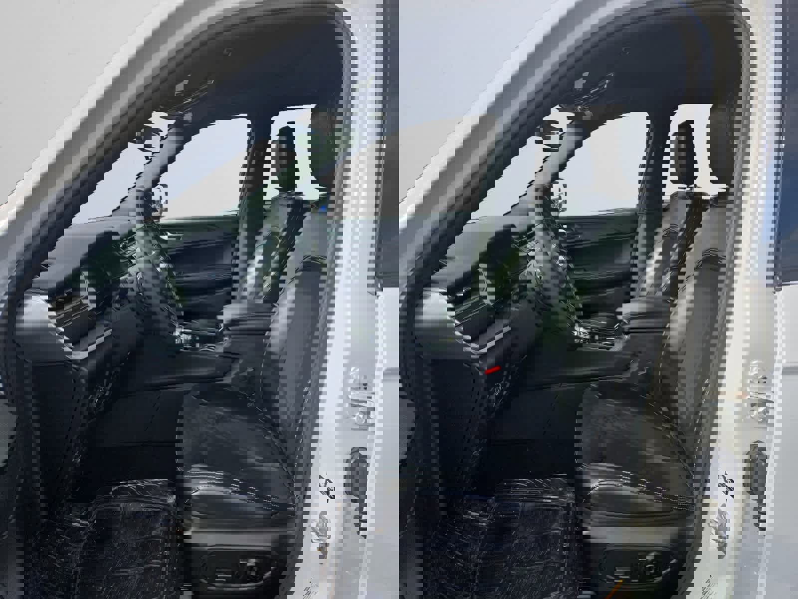 Used 2023 Jeep Grand Cherokee Altitude image 9