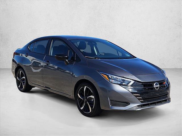 Used 2024 Nissan Versa SR image 3